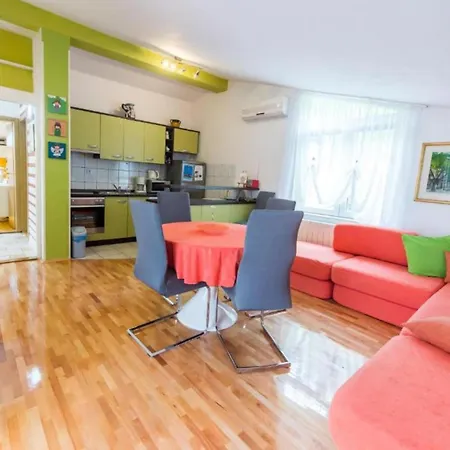 Apartament One-bedroom With View Ploce (Dubrovnik-Neretva)