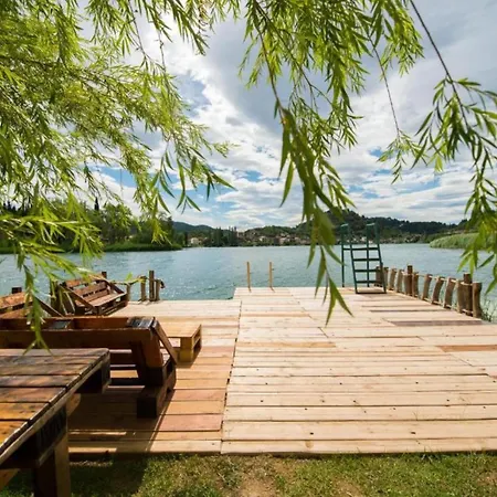 One-bedroom With View *