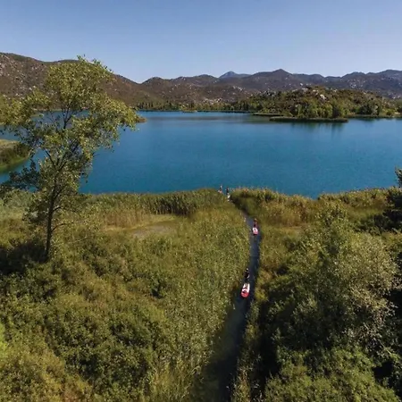 דירה One-bedroom With View Bara