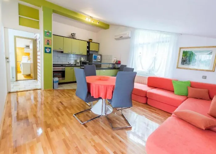 아파트 One-bedroom With View 플로체