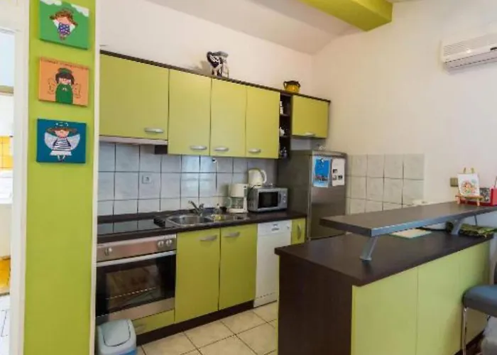 One-bedroom With View 플로체