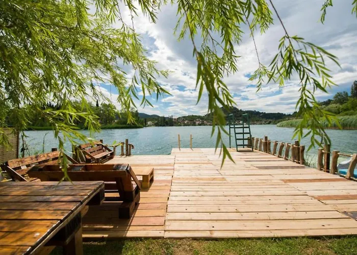 One-bedroom With View *