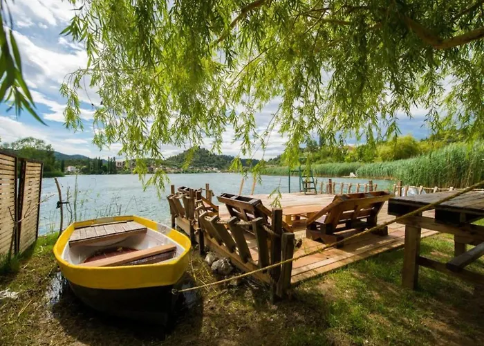 One-bedroom With View *