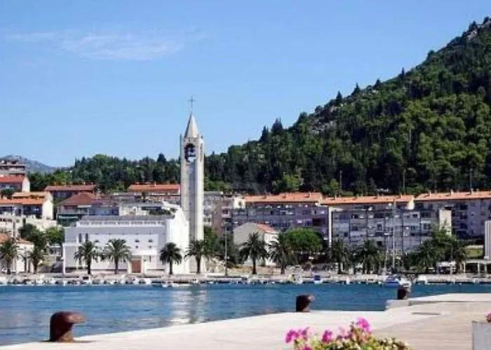 One-bedroom With View * 플로체