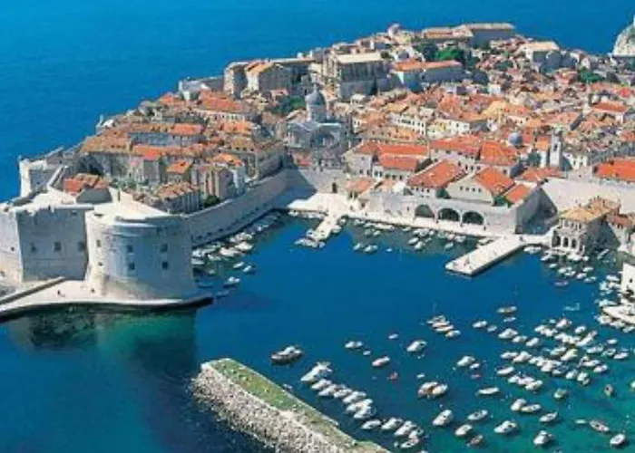 One-bedroom With View 아파트 *