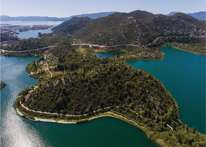 아파트 One-bedroom With View 플로체